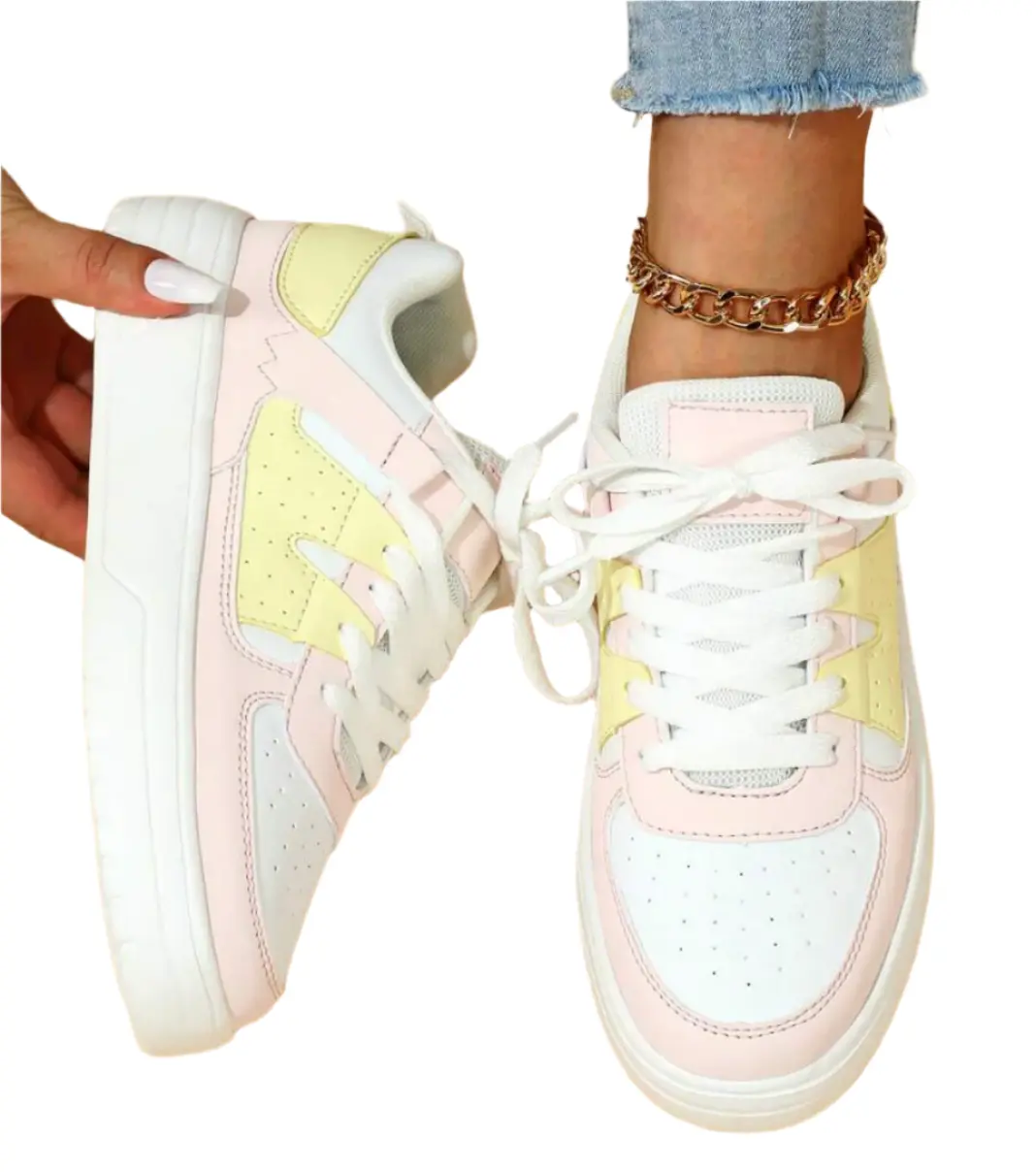 Bella – Sneakers – Unique Design & Comfortable Fit - Image 4