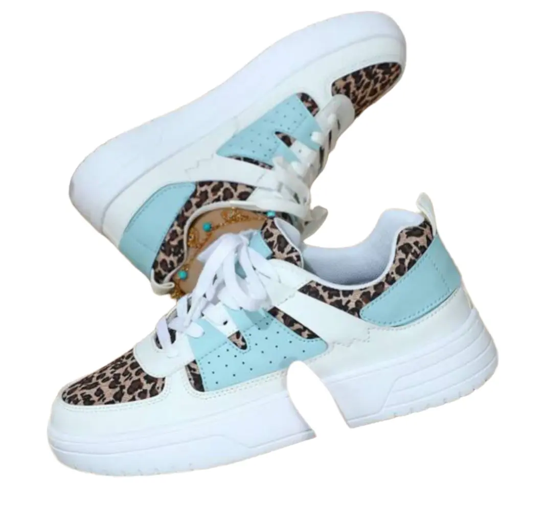 Bella – Sneakers – Unique Design & Comfortable Fit - Image 6