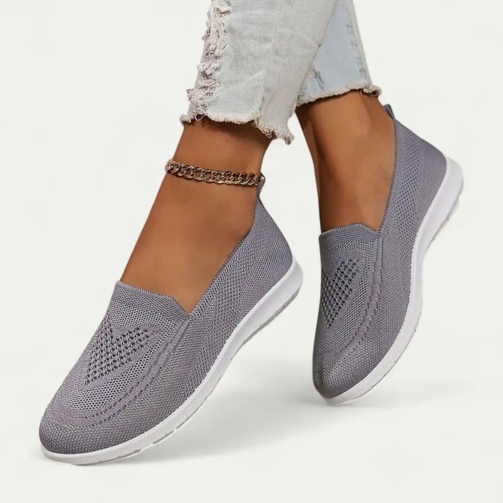 Women's Slip On Walking Shoes - Cushioned, Mesh & Comfort Fit - Image 3